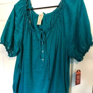 Turquoise colors top